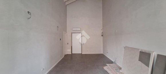 3 rooms Apartment in Magenta, Italy No. 133382 8