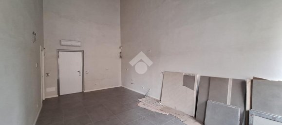 3 rooms Apartment in Magenta, Italy No. 133382 7