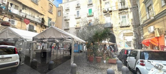 2 rooms Apartment in Naples, Italy No. 17781 6