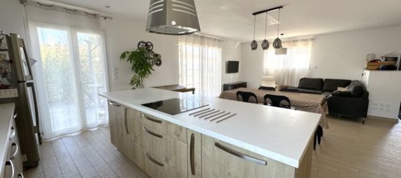 Вилла с 3 спальнями в Сен-Назер-д’Од, Франция № 309873 4