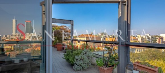 2 bedrooms Penthouse in Milan, Italy No. 243510 11