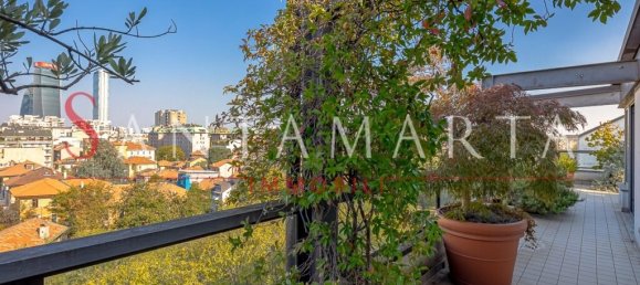 2 bedrooms Penthouse in Milan, Italy No. 243510 23