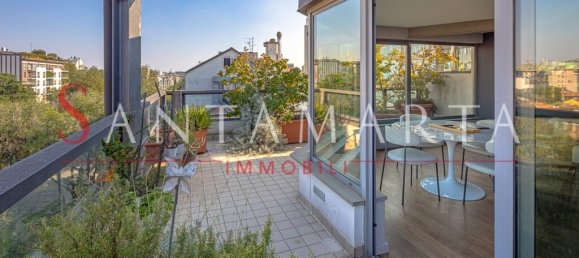 2 bedrooms Penthouse in Milan, Italy No. 243510 12