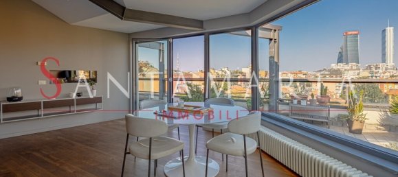 2 bedrooms Penthouse in Milan, Italy No. 243510 4