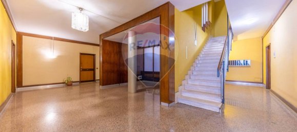 2 Schlafzimmer Wohnung in Rome, Italy, Nr. 375294 2