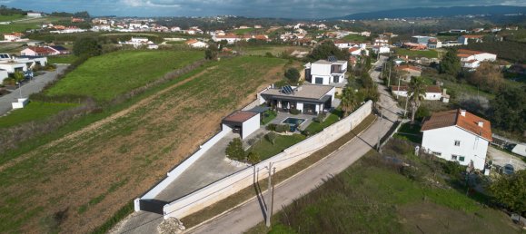 3 bedrooms Villa in Evora de Alcobaca, Portugal No. 108450 2