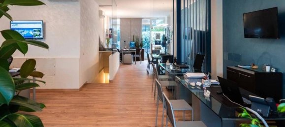 3 Schlafzimmer Haus in Pesaro, Italy, Nr. 171881 2