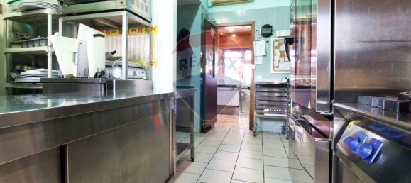 4-Zimmer Gewerbliche Immobilie in Pavia, Italy, Nr. 187191 6