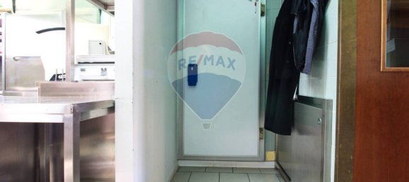 4-Zimmer Gewerbliche Immobilie in Pavia, Italy, Nr. 187191 5