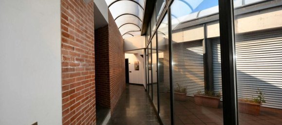 100m² Office in Lucca, Italy No. 88924 14