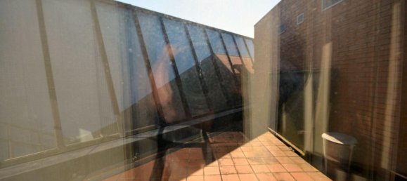 100m² Office in Lucca, Italy No. 88924 17