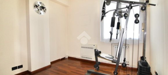 Квартира с 4 комнатами в Реджо Эмилия, Италия № 7389 4