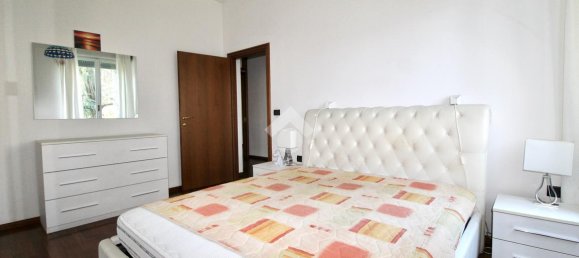 Квартира с 4 комнатами в Реджо Эмилия, Италия № 7389 14