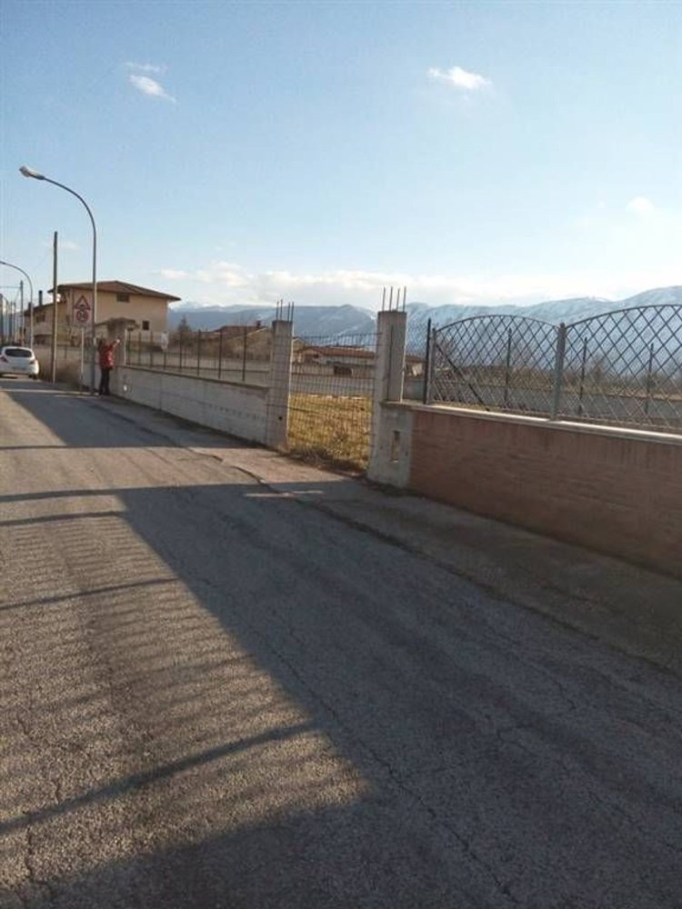 732m² Land in Scurcola Marsicana, Italy No. 74376