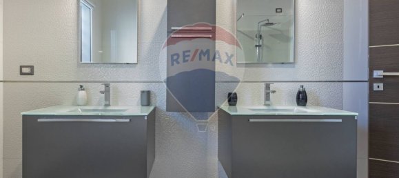 4 Schlafzimmer Villa in Sardinia, Italy, Nr. 327984 16