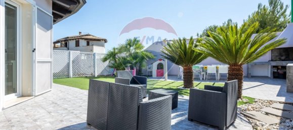 4 Schlafzimmer Villa in Sardinia, Italy, Nr. 327984 9
