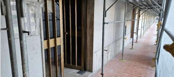 4 rooms Apartment in Milan, Italy No. 277135 7