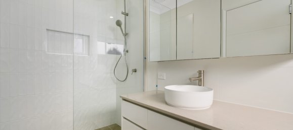 3 bedrooms House in Nambour, Australia No. 612 6