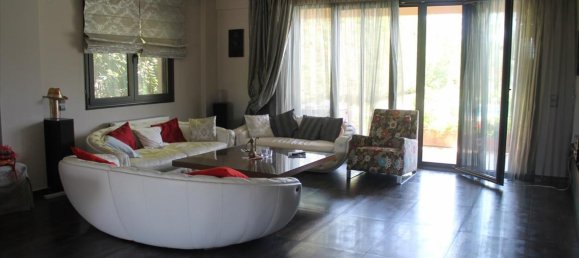 4 Schlafzimmer Villa in Thermi, Greece, Nr. 5602 10