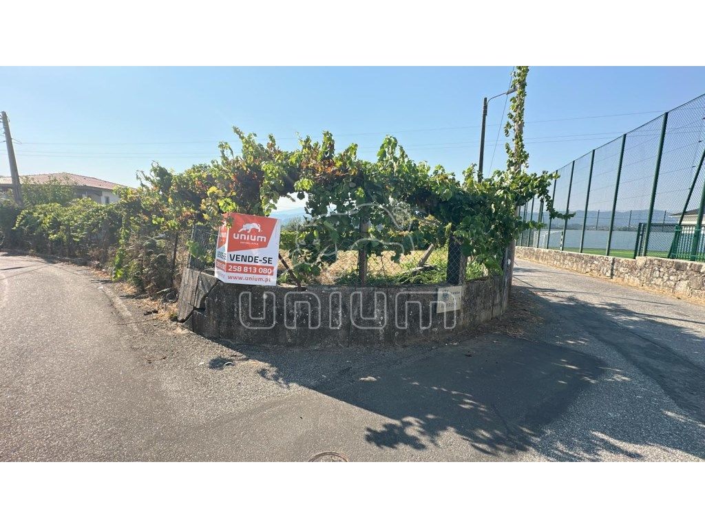 7330m² Land in Gondarem, Portugal No. 308955