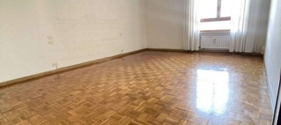 Apartamento de 6 habitaciónes en Genoa, Italy No. 37358 7