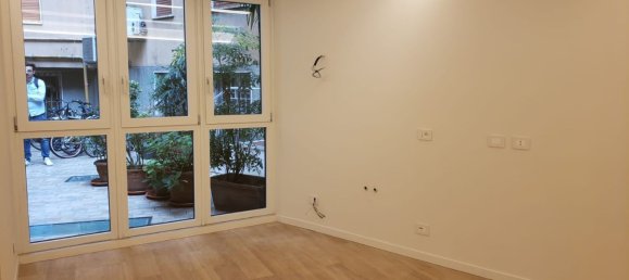 Estudio en Milan, Italy No. 261234 11