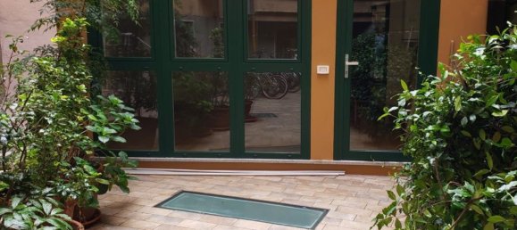 Estudio en Milan, Italy No. 261234 4