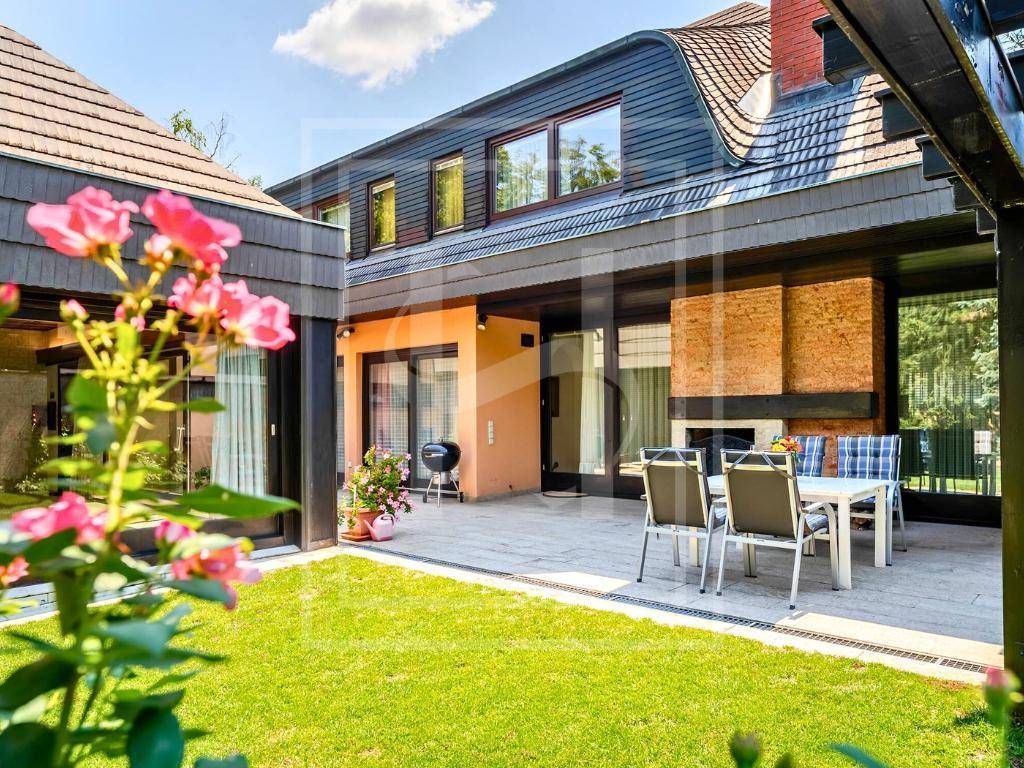 6غرفة فيلا في Perchtoldsdorf, Austria رقم 215309