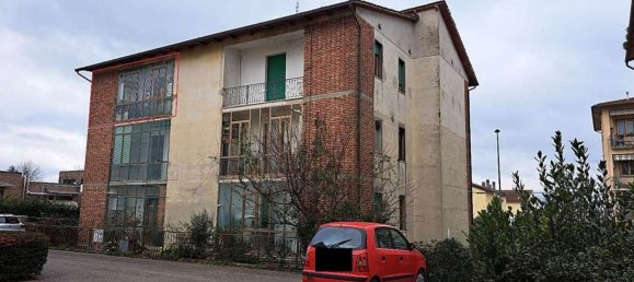 Apartamento T4 em Scarperia e San Piero, Italy N.º 320869 8