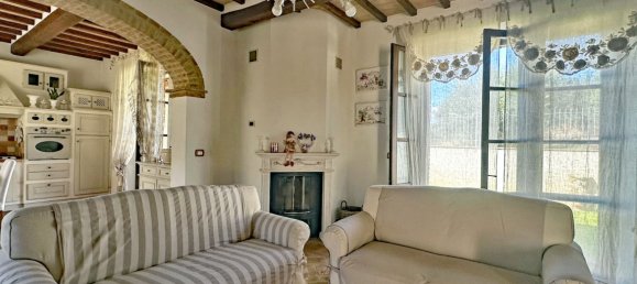 3 bedrooms House in Magione, Italy No. 316909 7