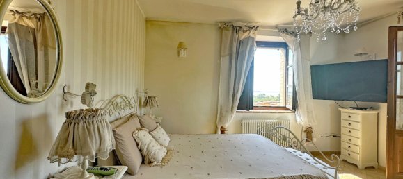 3 bedrooms House in Magione, Italy No. 316909 17