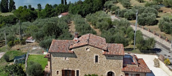 3 bedrooms House in Magione, Italy No. 316909 3