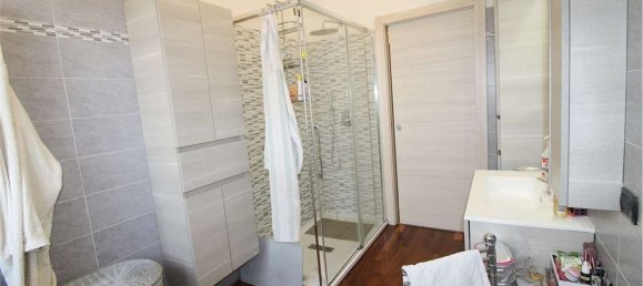 4-salle Appartement à Dalmine, Italy No. 316113 15