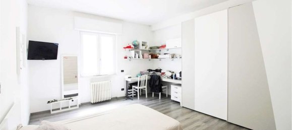 4-salle Appartement à Dalmine, Italy No. 316113 6