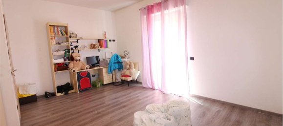 4-salle Appartement à Dalmine, Italy No. 316113 12