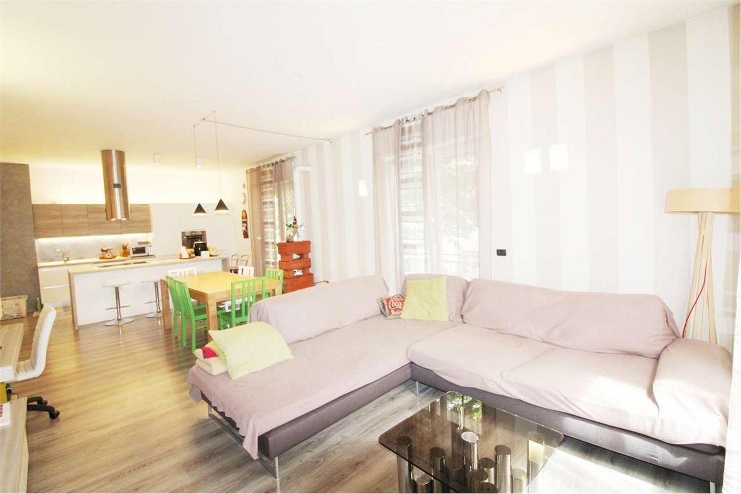 4-salle Appartement à Dalmine, Italy No. 316113