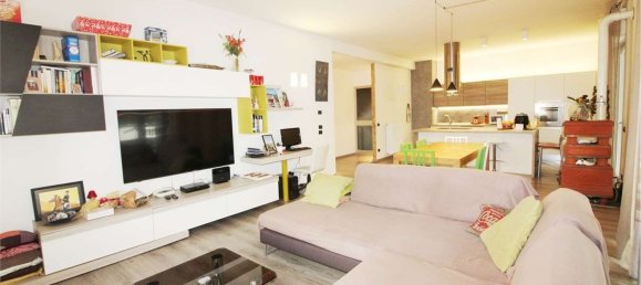 4-salle Appartement à Dalmine, Italy No. 316113 2