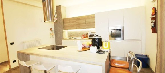 4-salle Appartement à Dalmine, Italy No. 316113 4
