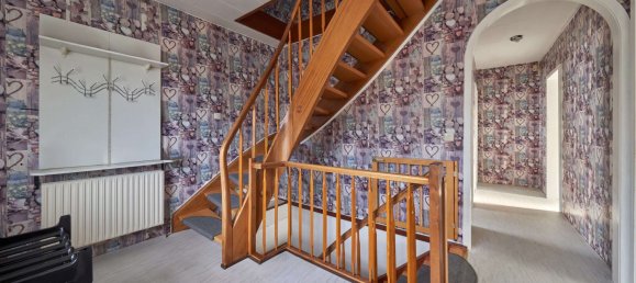 6 rooms House in Zollernalbkreis, Germany No. 45586 10