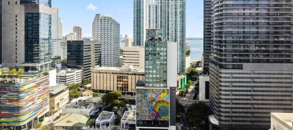 2 dormitorios propiedad comercial en venta en Miami, Miami-Dade, Florida, USA № 614428 16