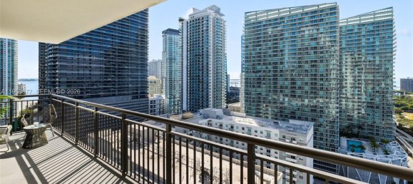 2 dormitorios propiedad comercial en venta en Miami, Miami-Dade, Florida, USA № 614428 7