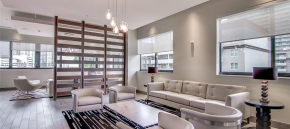 2 dormitorios propiedad comercial en venta en Miami, Miami-Dade, Florida, USA № 614428 24
