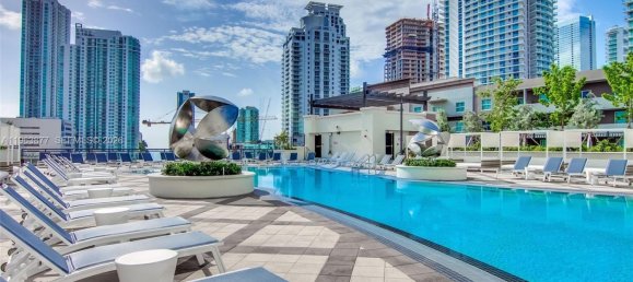 2 dormitorios propiedad comercial en venta en Miami, Miami-Dade, Florida, USA № 614428 18