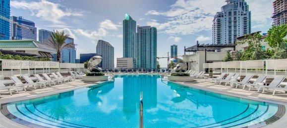 2 dormitorios propiedad comercial en venta en Miami, Miami-Dade, Florida, USA № 614428 17