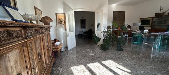 5 Schlafzimmer Wohnung in Florence, Italy, Nr. 350946 14