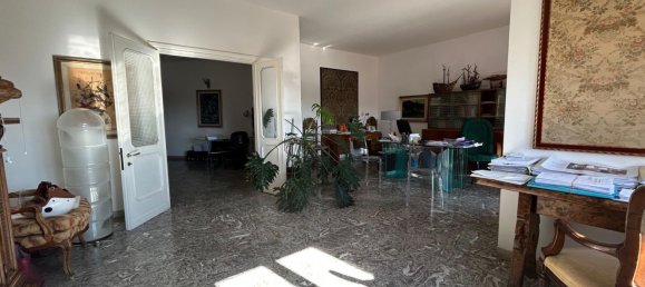 5 Schlafzimmer Wohnung in Florence, Italy, Nr. 350946 15