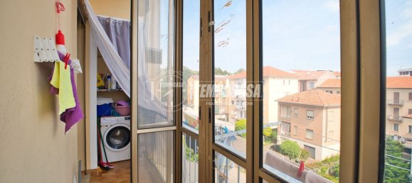 3 rooms Apartment in Vercelli, Italy No. 285960 18