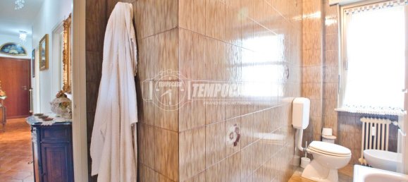 3 rooms Apartment in Vercelli, Italy No. 285960 15