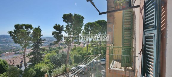 5 rooms House in Camerano, Italy No. 90025 13