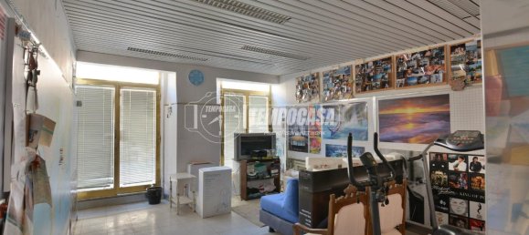 5 rooms House in Camerano, Italy No. 90025 30